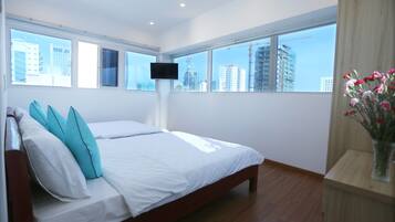 Studio | Desk, free WiFi, bed sheets