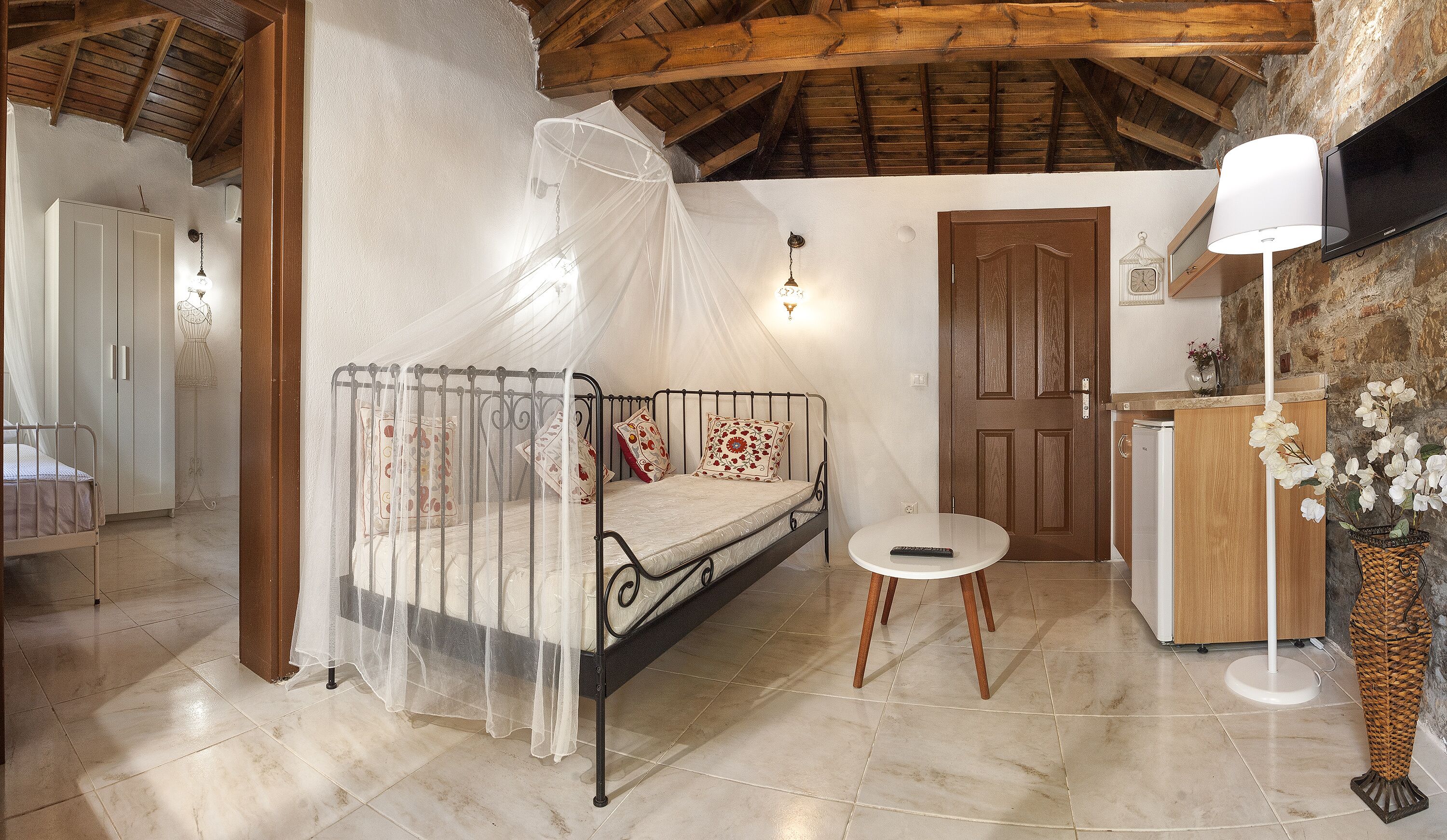 suite, 2 bedrooms | 1 bedroom, premium bedding, minibar, in-room safe