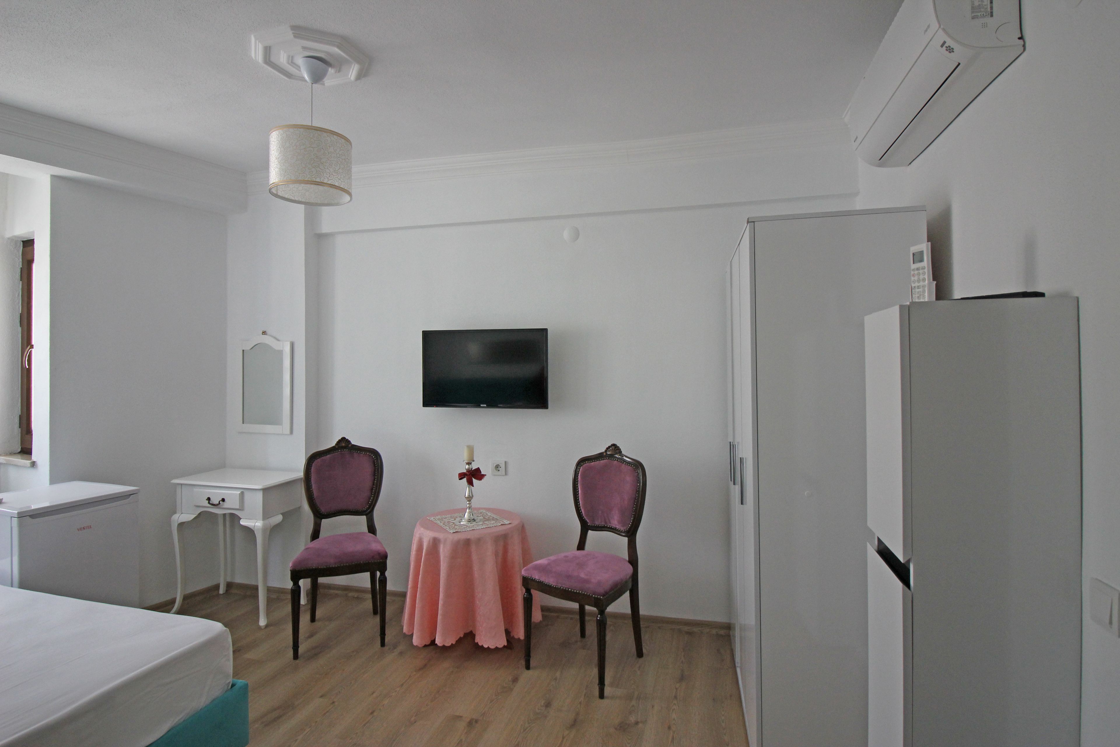 premium bedding, minibar, desk, iron/ironing board