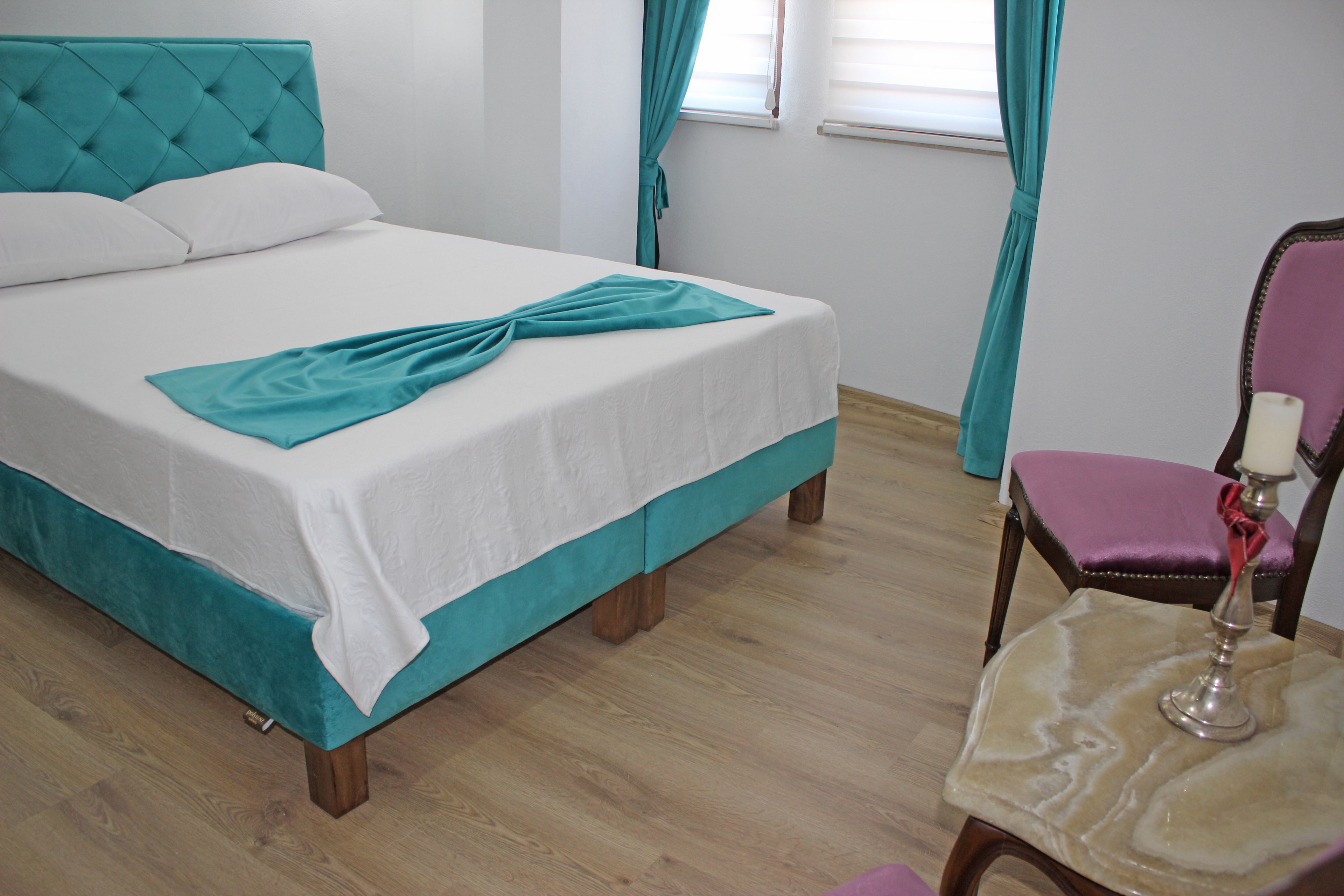 standard double room | premium bedding, minibar, desk, iron/ironing board