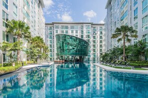 Unclassified image, 5 of 60, button - CCR managed by AHA Smartstay (Pattaya)