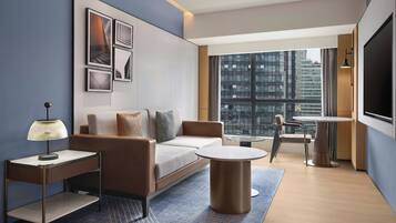 Signature Suite, 1 Bedroom | Down duvets, minibar, in-room safe, laptop workspace