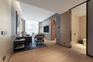 Signature Suite, 1 Bedroom | Living area | LCD TV - Four Points by Sheraton Chongqing (Chongqing)