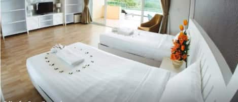 Standard Room | Free minibar, blackout drapes, free WiFi