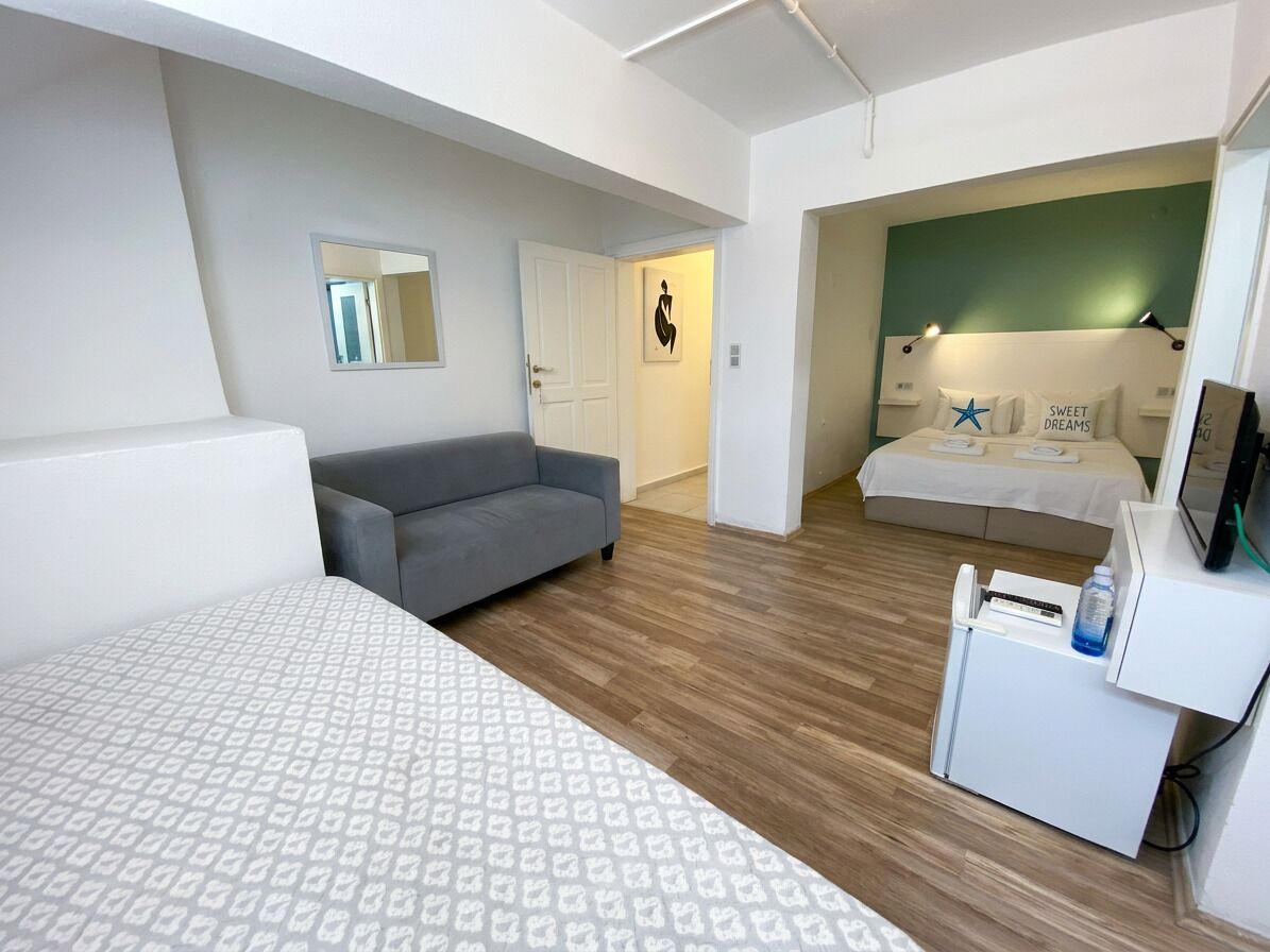 Economy Double or Twin Room (Basement) | Minibar, wifi gratis y ropa de cama 