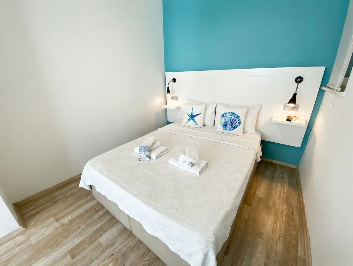 Habitación doble estándar | Minibar, wifi gratis y ropa de cama 