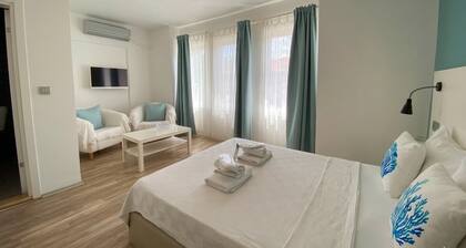 Alicante Hotel - Adults Only