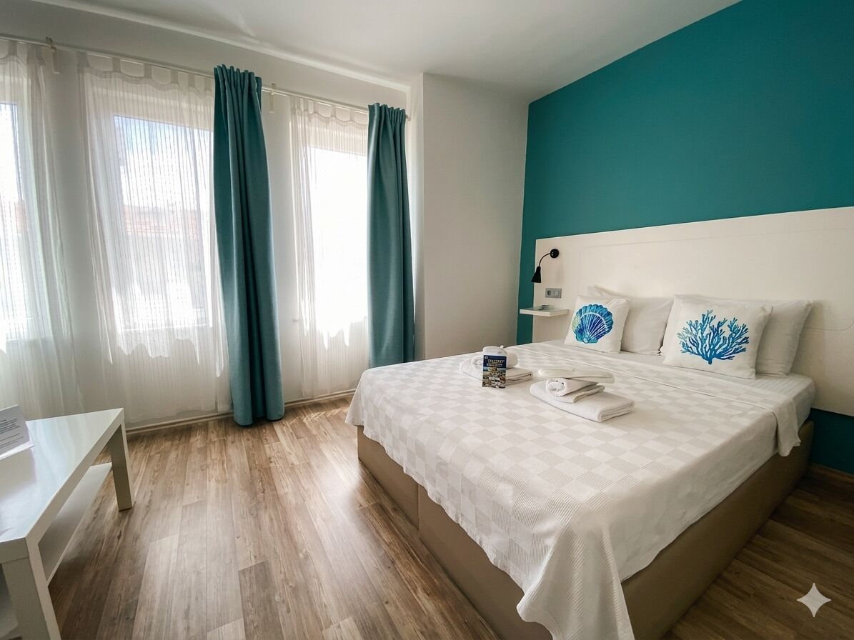 Kahden hengen deluxe-huone | Minibaari, ilmainen Wi-Fi, vuodevaatteet