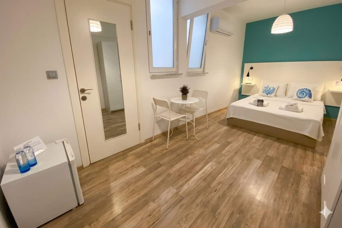 Economy Room, No Windows (No View) | Minibar, free WiFi, bed sheets