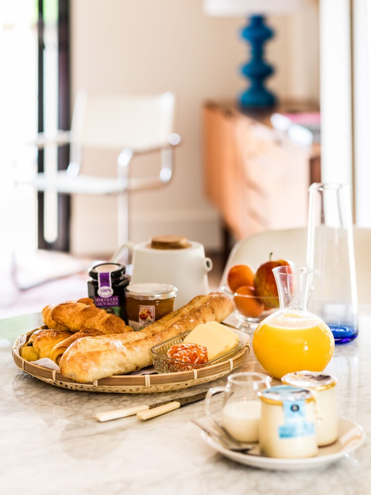 Laurence du Tilly by null Laurence du Tilly by null