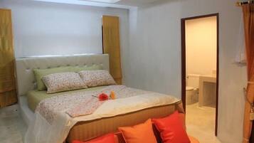 2 Bedroom House | Minibar, rollaway beds, free WiFi