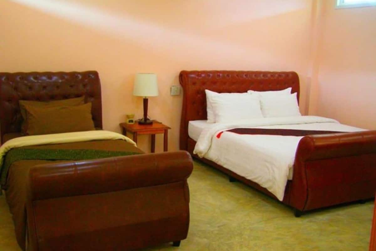 Studio | Minibar, rollaway beds (surcharge), WiFi (free)