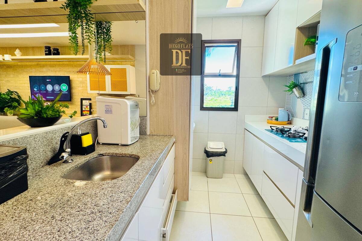 elite apartment | private kitchen | fridge, microwave, cookware/dishes/utensils, cleaning supplies