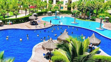 2 outdoor pools, open 8:00 AM to 8:00 PM, free pool cabanas