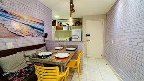 Apartemen Standar, 1 kamar tidur | Tempat makan