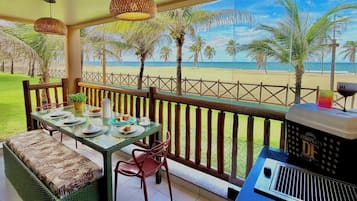 Deluxe Bungalow | Tempat makan luar