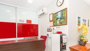 Reception - Trevor Hotel (Malacca City)