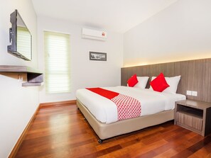 Deluxe Double Room | Desk, free WiFi - Trevor Hotel (Malacca City)