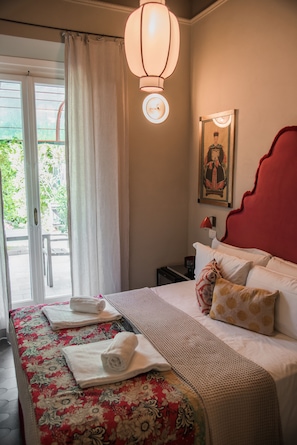 Pillow-top beds, minibar, in-room safe, desk - La Fonderia Firenze (Florence)