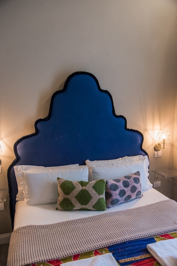 Chambre Double Deluxe | Surmatelas, minibar, coffres-forts dans les chambres, bureau