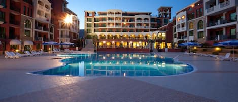 Front of property - evening/night
