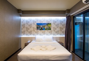 Standard Double Room | 迷你吧、書桌、遮光布/窗簾、免費無線上網