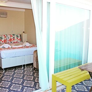 Habitació doble Deluxe, vistes al mar, orientació mar | Roba de llit d'alta qualitat, wifi gratuïta i roba de llit 