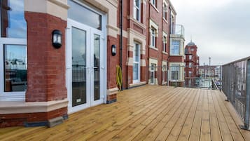 Superior appartement, 1 tweepersoonsbed, uitzicht op zee | Balkon