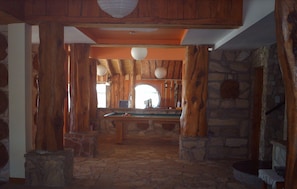Interior entrance - Hotel Arquimedes (Caviahue)
