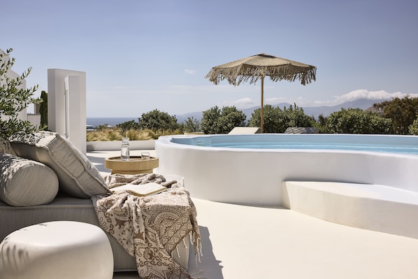 Superior Suite, 1 King Bed, Private Pool, Sea View | Beach/ocean view