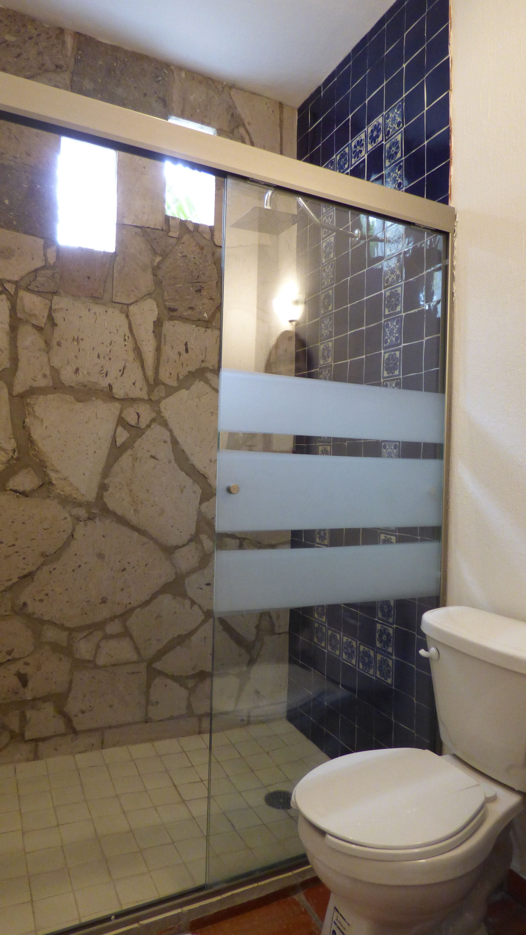 standard double room, 1 double bed | bathroom | shower, free toiletries, hair dryer, towels