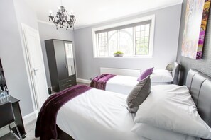 1 bedroom, Egyptian cotton sheets, premium bedding, desk