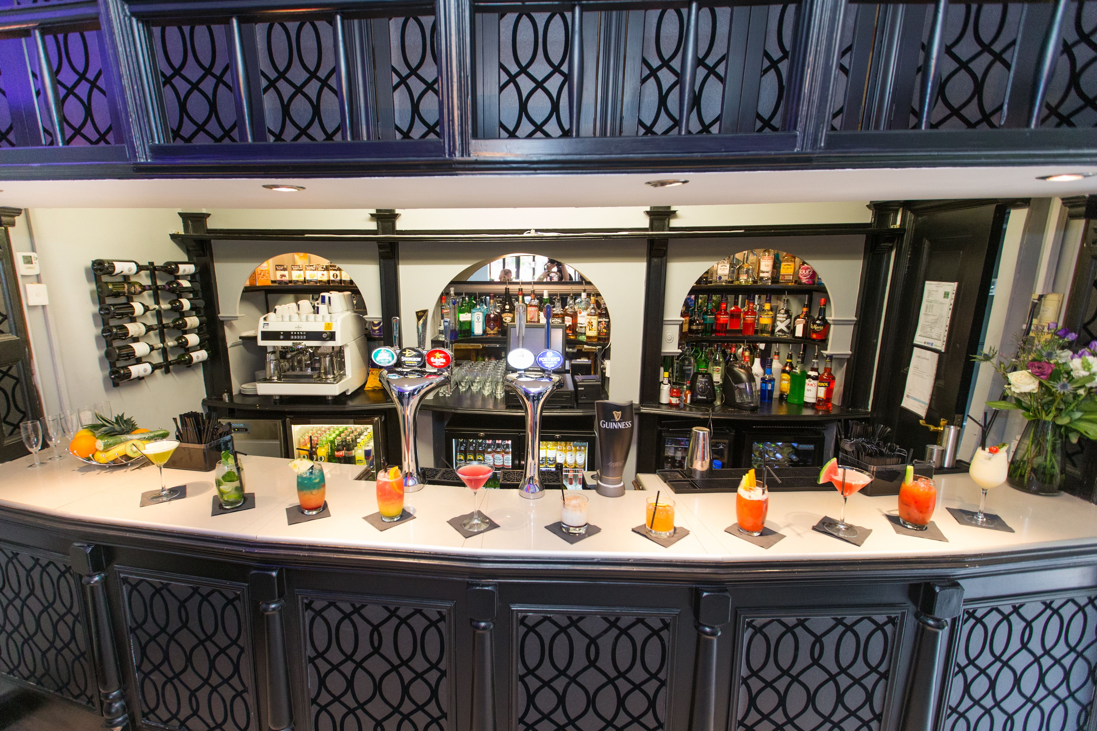 บาร์ (ในที่พัก)