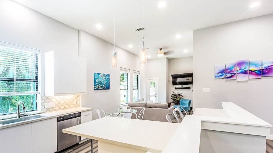 Montrose Guesthouse Suites