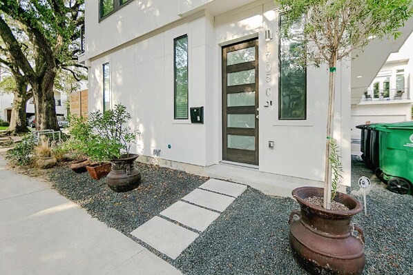 特色开间套房, 1 张特大床, 露台, 一层 | 住宿场地