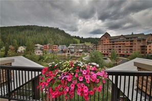 House, 1 Bedroom, Patio, Mountain View (Founders Pointe 4447) | Balcony view