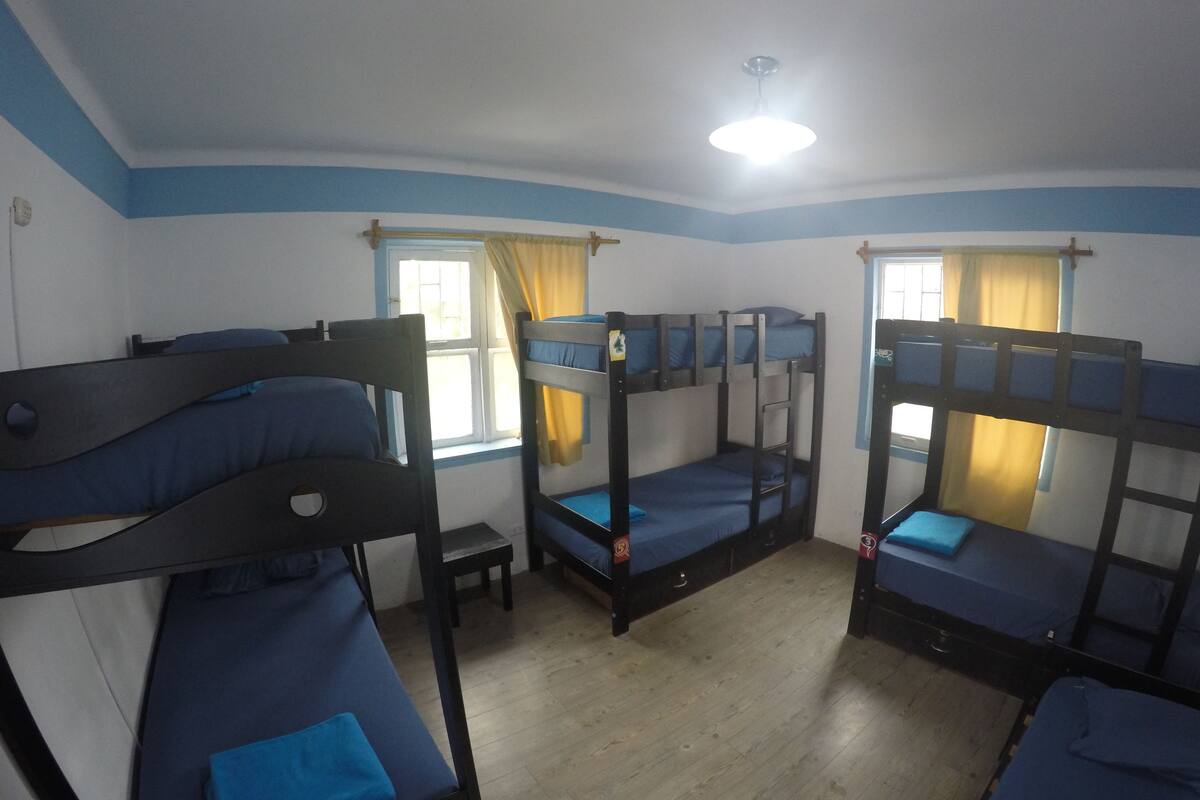 Shared Dormitory (7 beds)