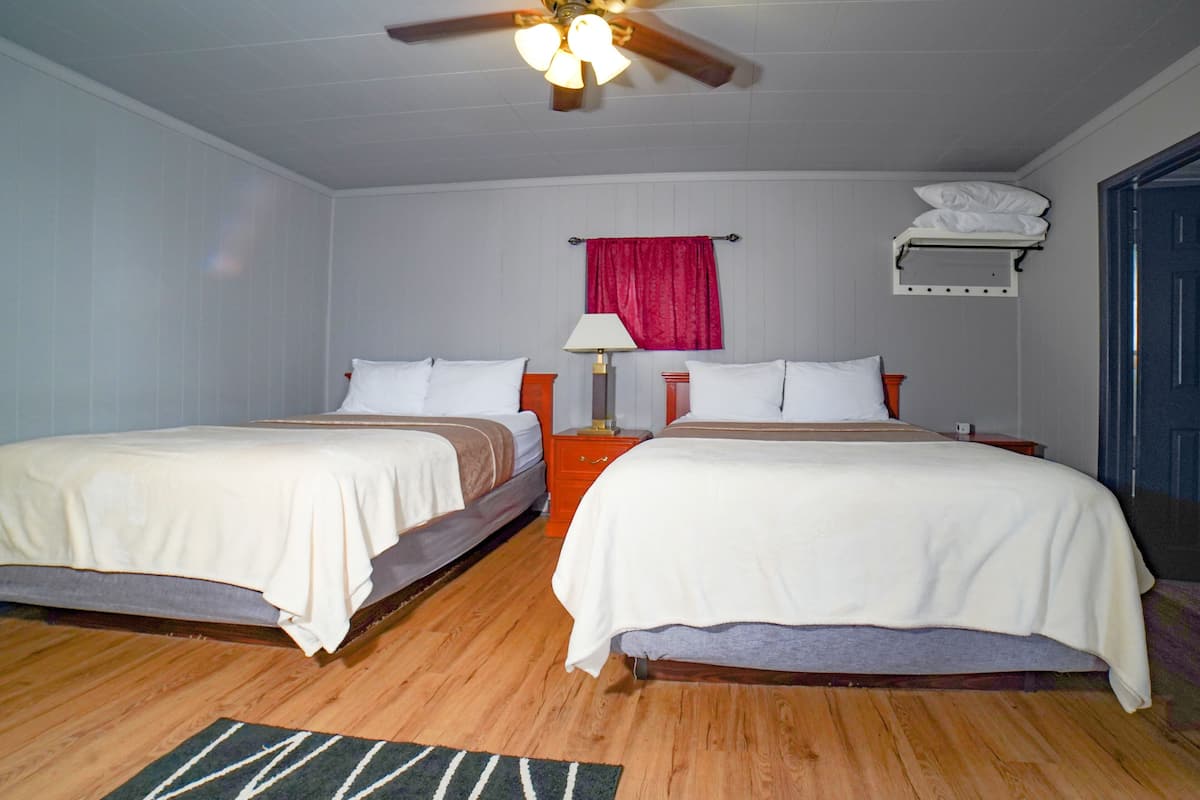 Superior kamer, 2 tweepersoonsbedden | 1 slaapkamer, gratis wifi, beddengoed