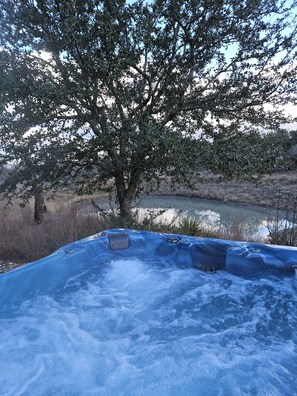 Comfort Cottage, 1 Bedroom (Teich Hutte - Pond Cottage) | Terrace/patio - Breezy Hills Cottages (Fredericksburg)