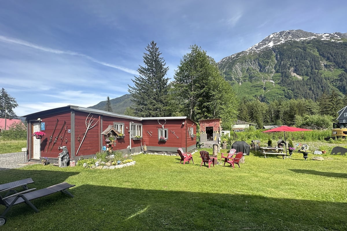 Cabane Romantique, 1 trÚs grand lit, non-fumeurs, salle de bains privée (The Cabin) | Cuisine privée | Réfrigérateur, micro-ondes, cafetiÚre/bouilloire