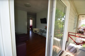 Apartemen Keluarga, 2 kamar tidur | Balkon