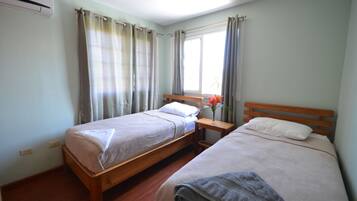 Apartment, 2 Bedrooms | 2 bedrooms, desk, iron/ironing board, free WiFi