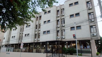 Fachada da propriedade