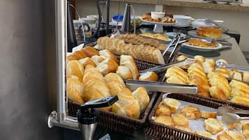 Tägliches inbegriffenes Frühstücksbuffet