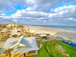 Romantic Studio, Kitchen, Ocean View | Beach/ocean view