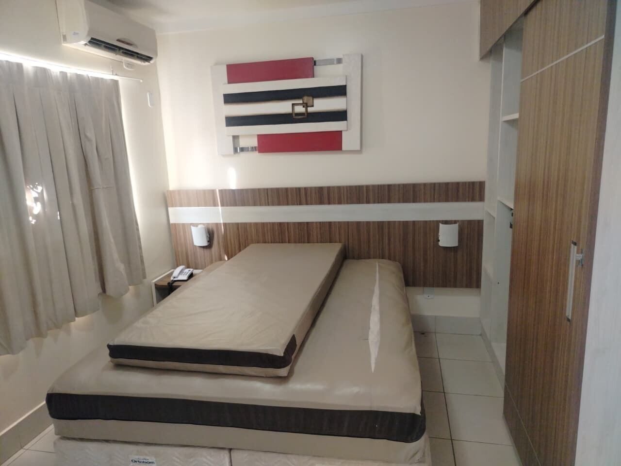 Basic Apartment | 1 bedroom, in-room safe, blackout drapes