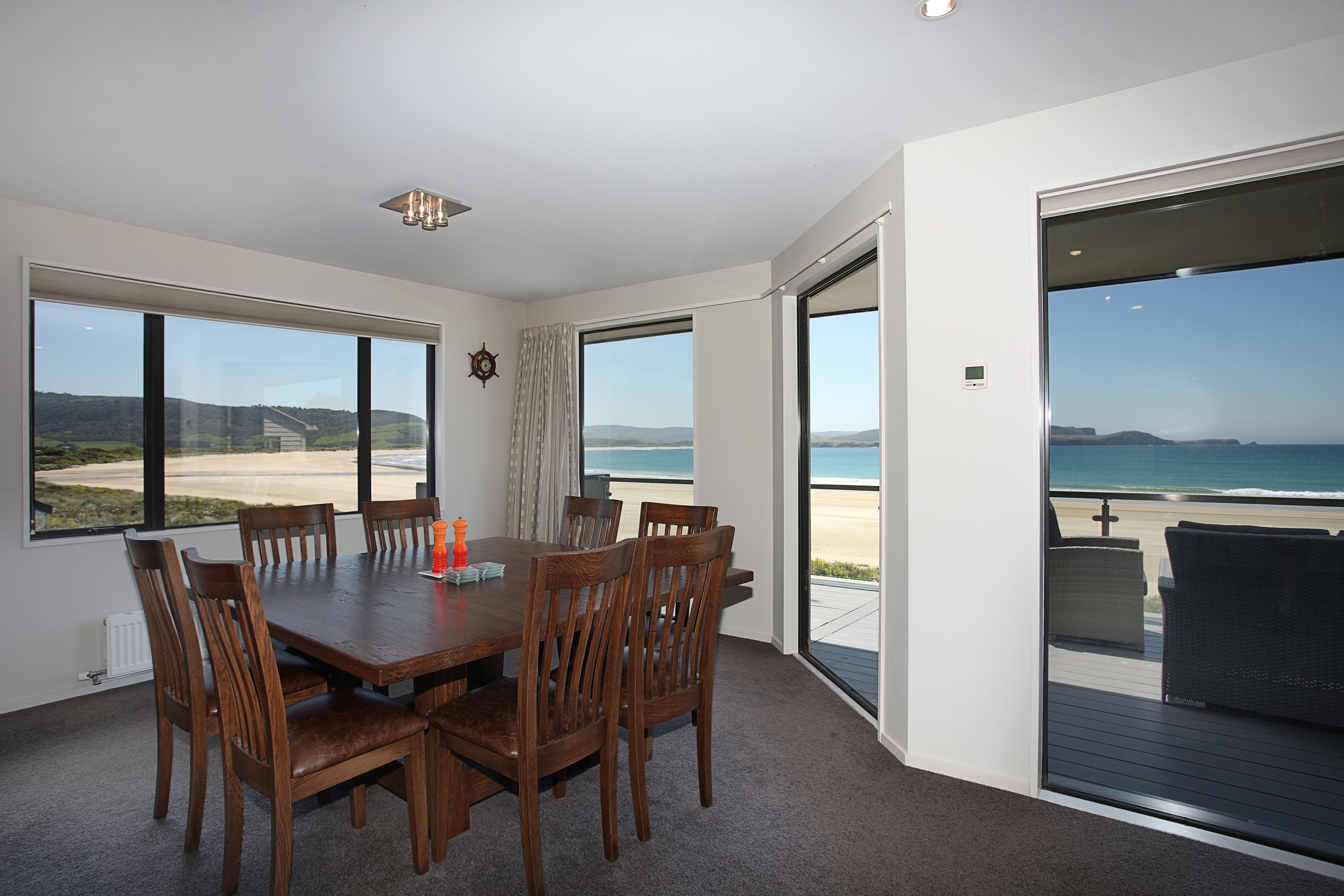 Executive Apartment, Beach View | In-room dining