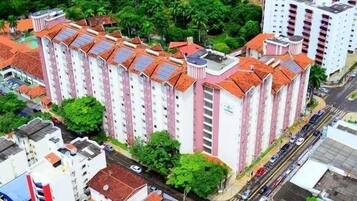 Apartamento, vista para a cidade | Fachada