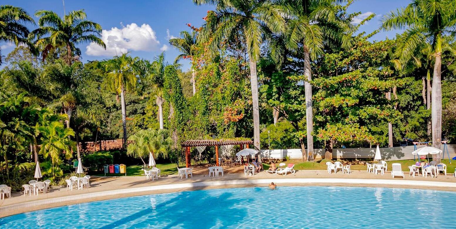 6 outdoor pools, pool umbrellas, pool loungers