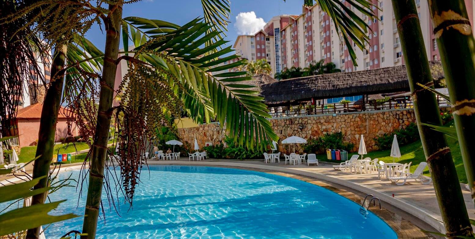 6 outdoor pools, pool umbrellas, pool loungers